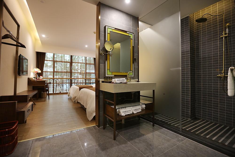 James Joyce Coffetel Hotel Guangzhou Baiyun Street North Branch Exterior photo